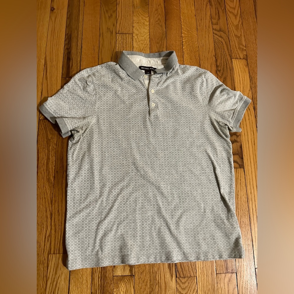 Michael kors shirt (M) new without tag